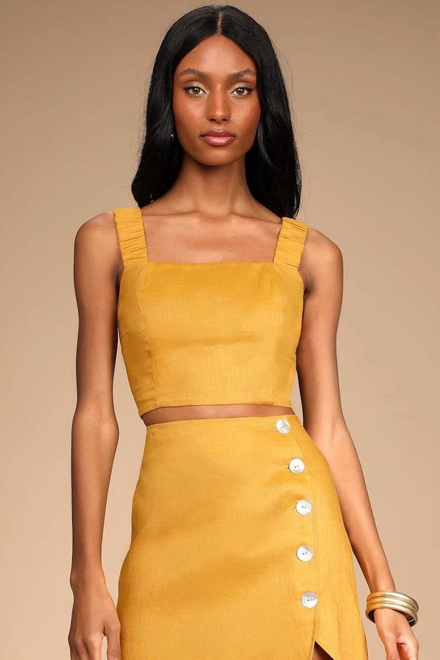 Lulus 100% Linen “Caught in Cannes" Mustard Cutout Cropped Tank Top Sz M Indie
